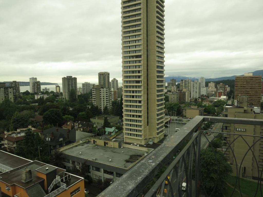 Tropicana Suite Hotel Vancouver Rum bild
