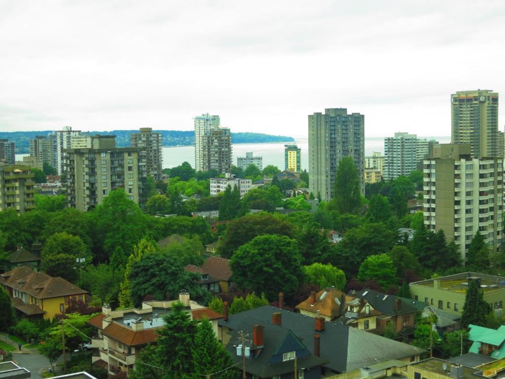 Tropicana Suite Hotel Vancouver Rum bild